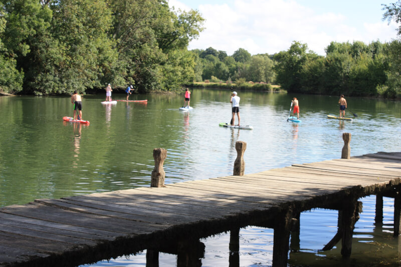 Paddle sur le fleuve Charente - Activité à proximité du gîte Laccalmie 17 à Saintes